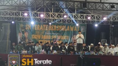 Puncak Acara Peringatan Satu Abad, SH Terate Cabang Grobogan Bersholawat