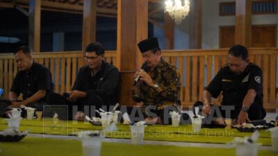 Di Joglo Graha Krida Budaya, Kangmas R. Moerdjoko HW Hadiri Rapat Pembubaran Panitia Rakorpus dan Pagelaran Wayang Kulit