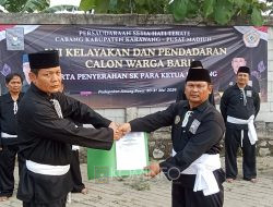 SH Terate Cabang Karawang – Pusat Madiun Gelar Uji Kelayakan Calon Warga Baru dan Penyerahan SK Ketua Ranting